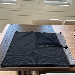 Lululemon Vinyasa Scarf Wrap Black/black and grey stripe